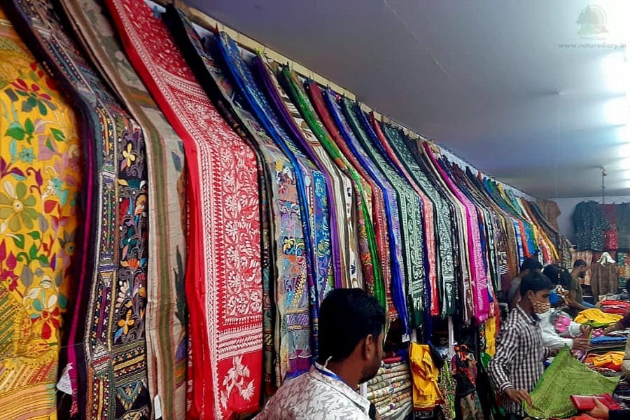 Handloom, baluchari, khadi, taant saree, and other apparels