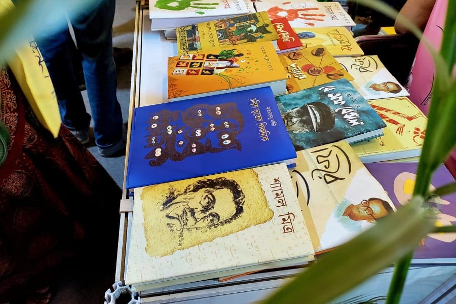 book collection in kolkata book fair