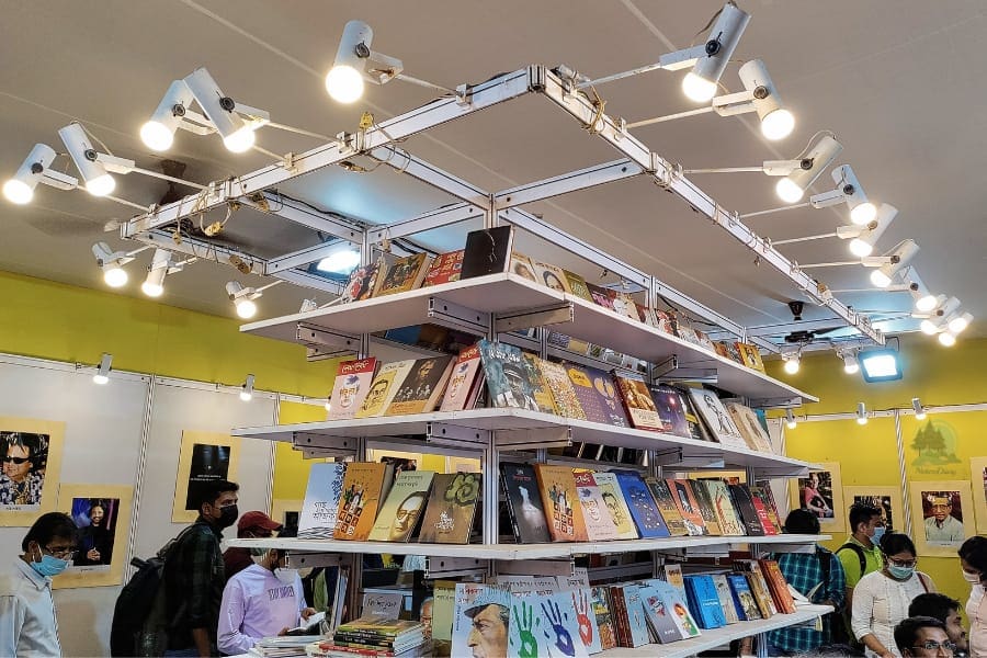 various book collection in kolkata book fair