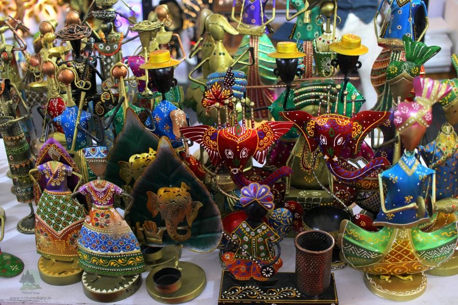 Colourful handicrafts in mega trade fair