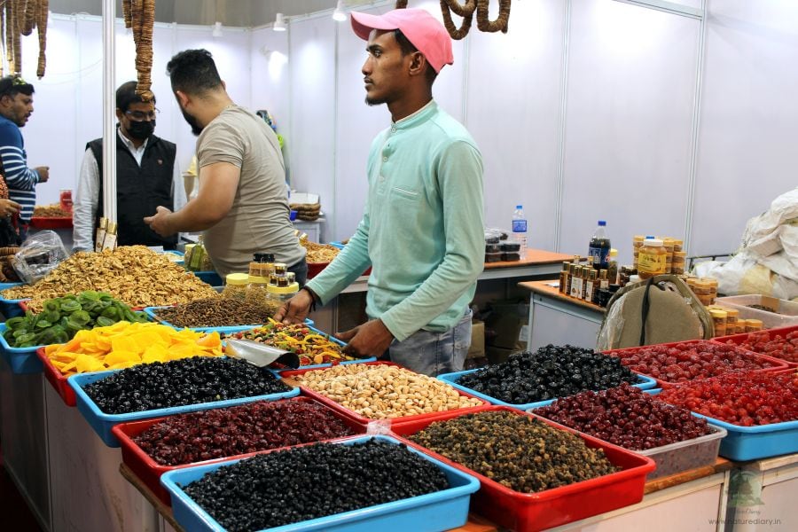 Imported dry fruits from middle-east